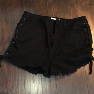 Black High-Waisted Jeans